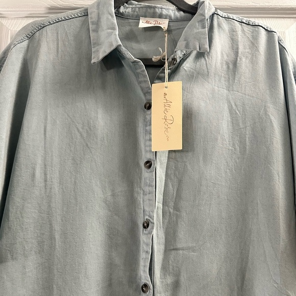 NWT Allie Rose Chambray Denim Shirt Dress in Light Wash - Picture 8 of 12